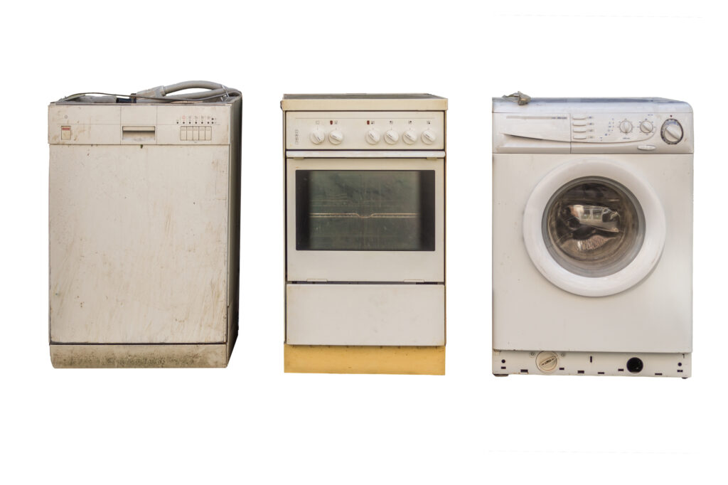 Easy Options for Ditching Bulky, Old Appliances