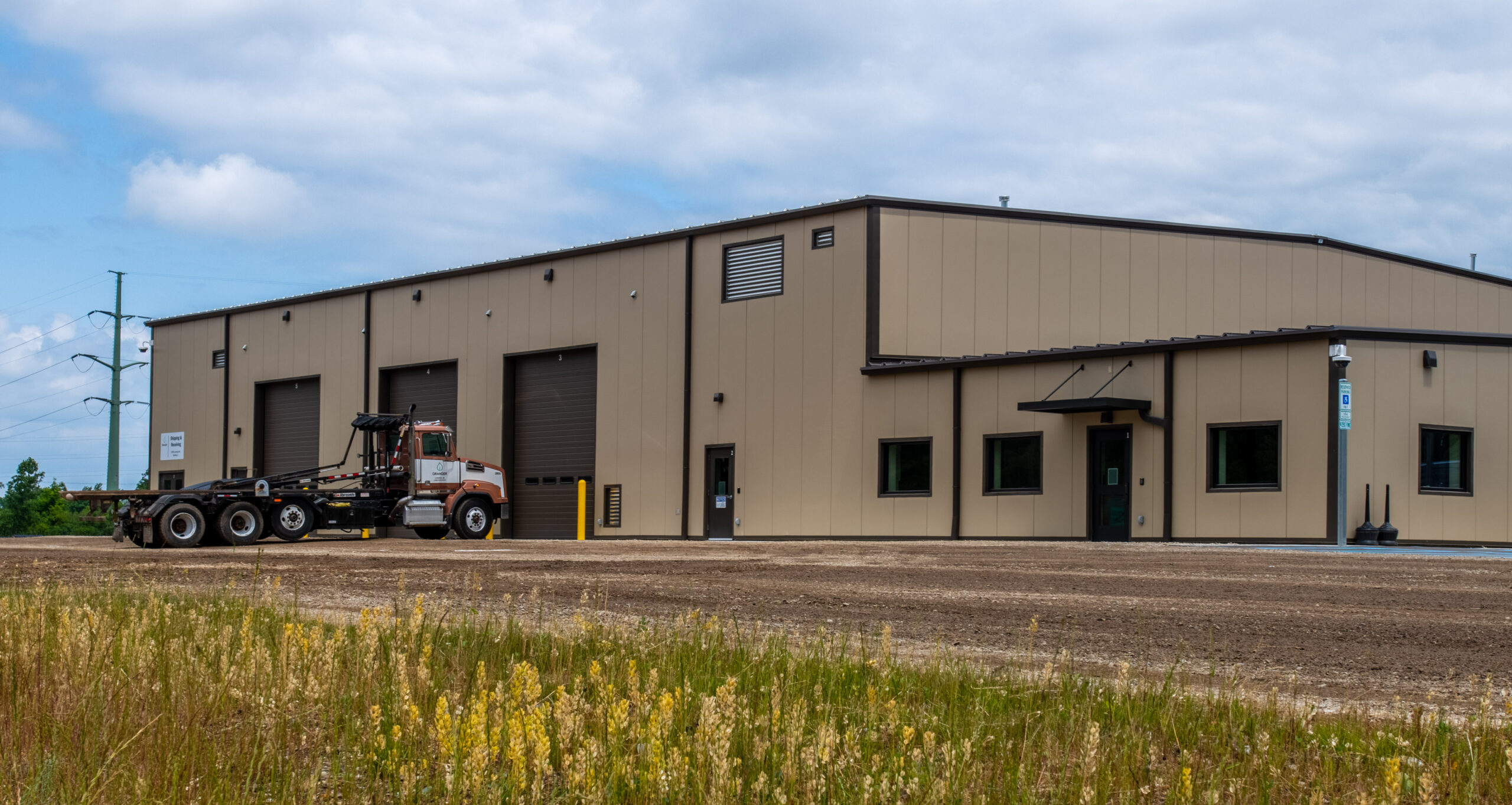 Granger Waste Services Unveils New Building in Blackman Township Granger